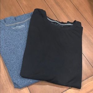 Two banana republic short sleeve T-shirts XL